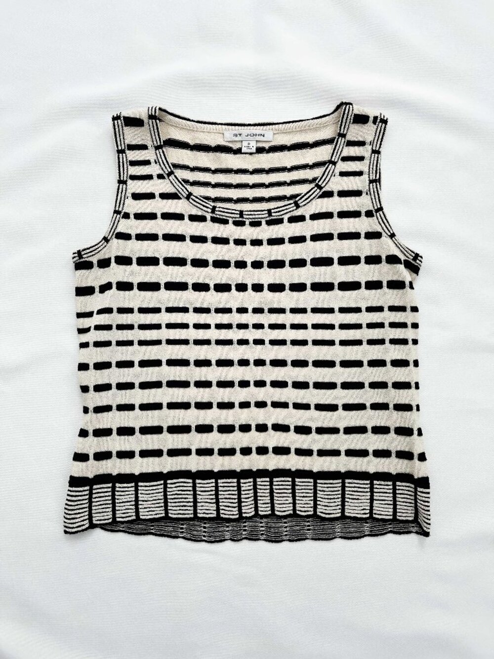St. John Cream and Black Patterned Tank Top Women's P NWOT
